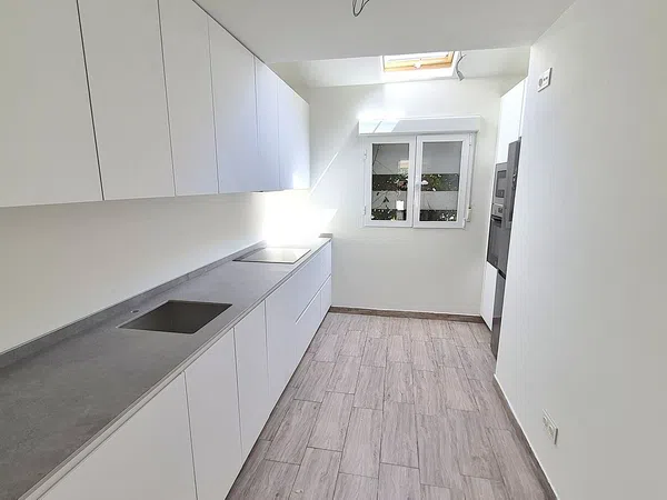 Chalet adosado en Calle Emilio Coll, Zona norte - Foto 2