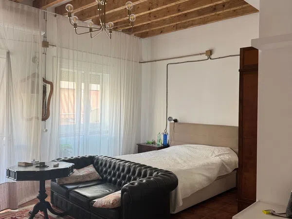Piso en calle Antonio Maura, 25