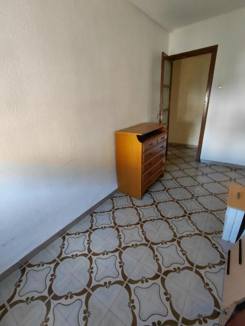 Piso en  Carrer del Riu Escalona 8 - Foto 2