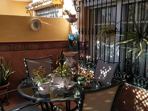 Chalet adosado en Calle Espacio, 1, Polígonos - Recinto Ferial - Foto 2