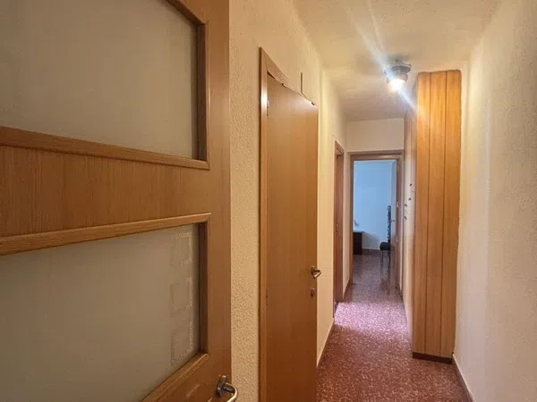Piso en Calle Plus Ultra, 9, En Corts - Foto 1