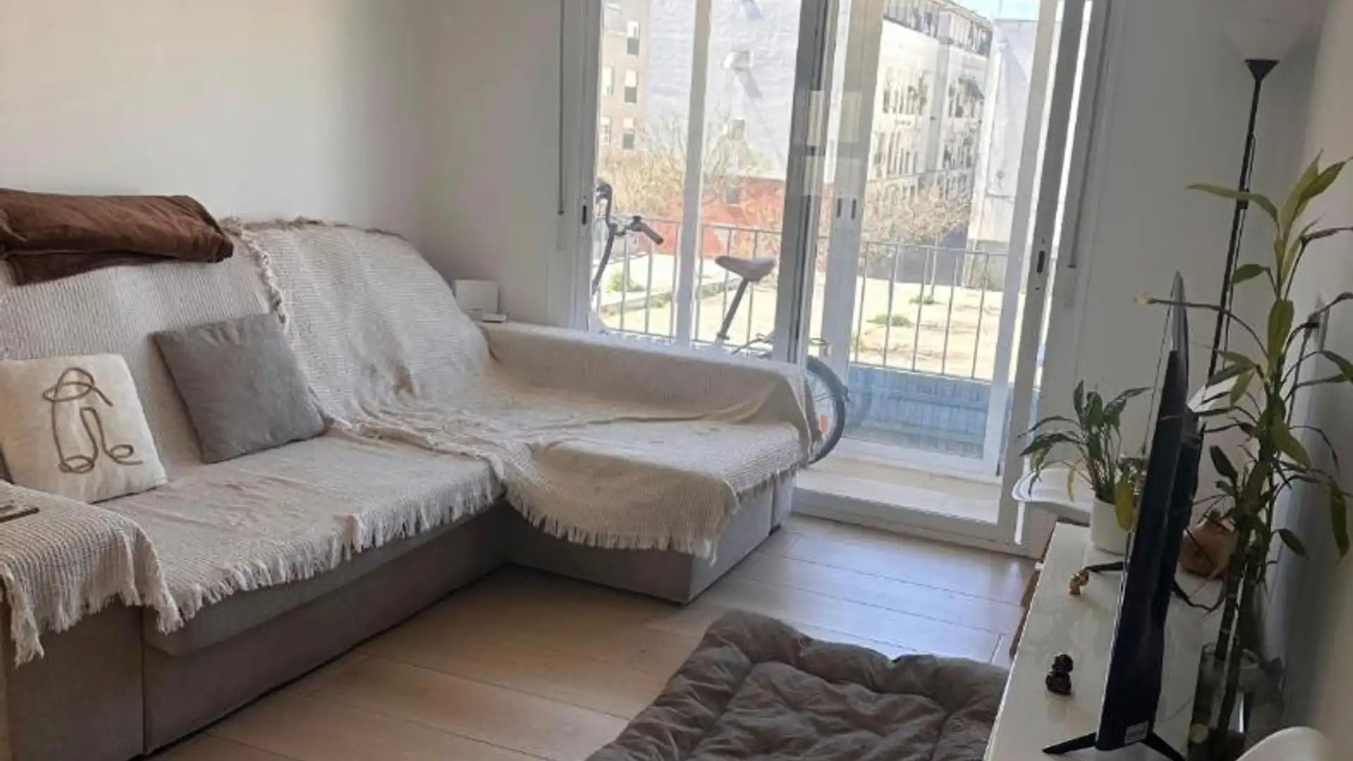 Piso en  Calle Llerena 2 - Foto 11