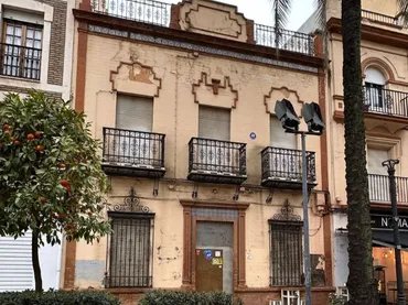 Casa adosada en  Paseo Independencia 43 - Foto 1
