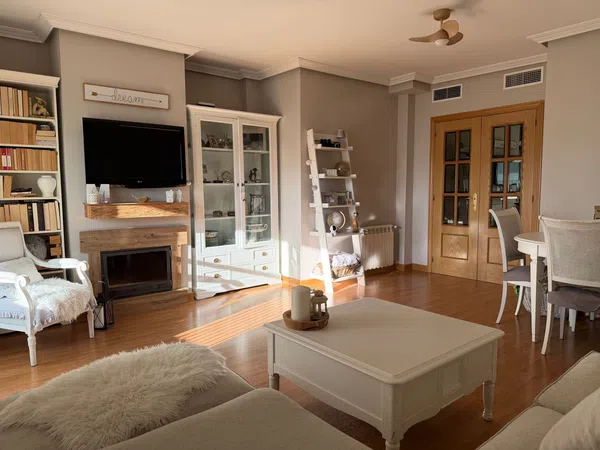 Dúplex en Montesol - Mejostilla - Foto 4