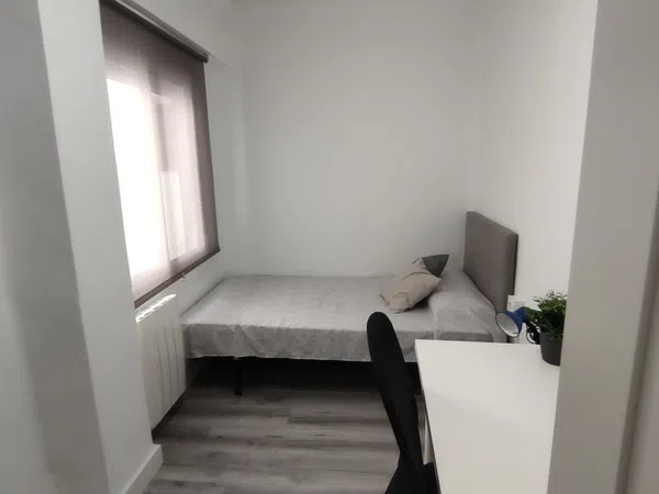 Piso en calle Portal de la Valldigna, 2 - Foto 12