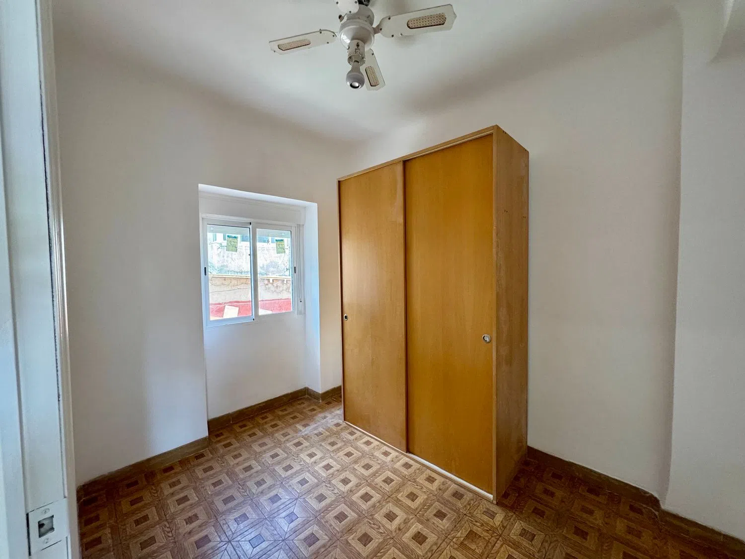 Piso en calle d'Algol, 21 - Foto 4