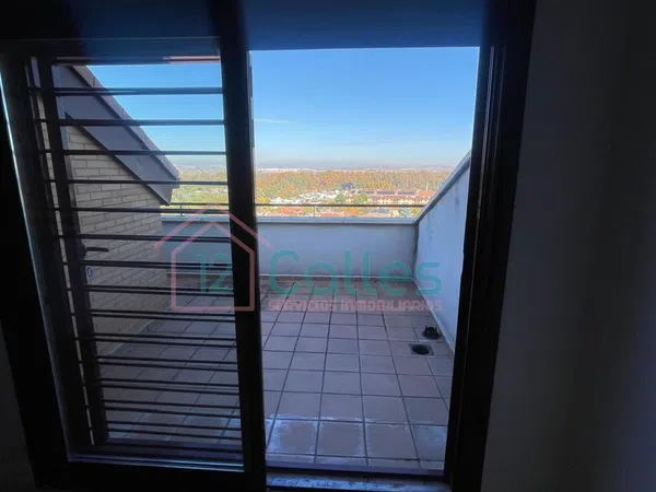 Chalet adosado en Calle Alhambra de Granada s/n, Nuevo Aranjuez-Ciudad de las Artes - Foto 35