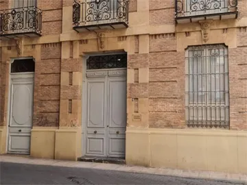 Piso en  Calle Sánchez Madrigal 9 - Foto 1
