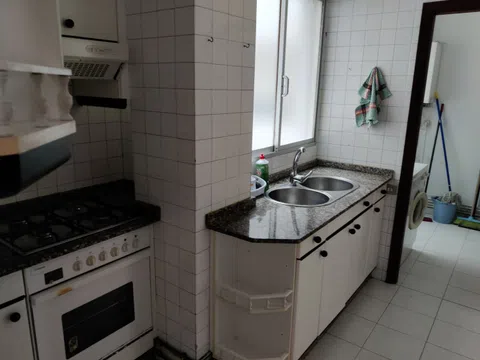 Piso en calle de Alfredo Brañas, 23