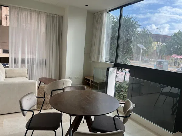 Piso en avenida Presidente Adolfo Suárez, 6 - Foto 1