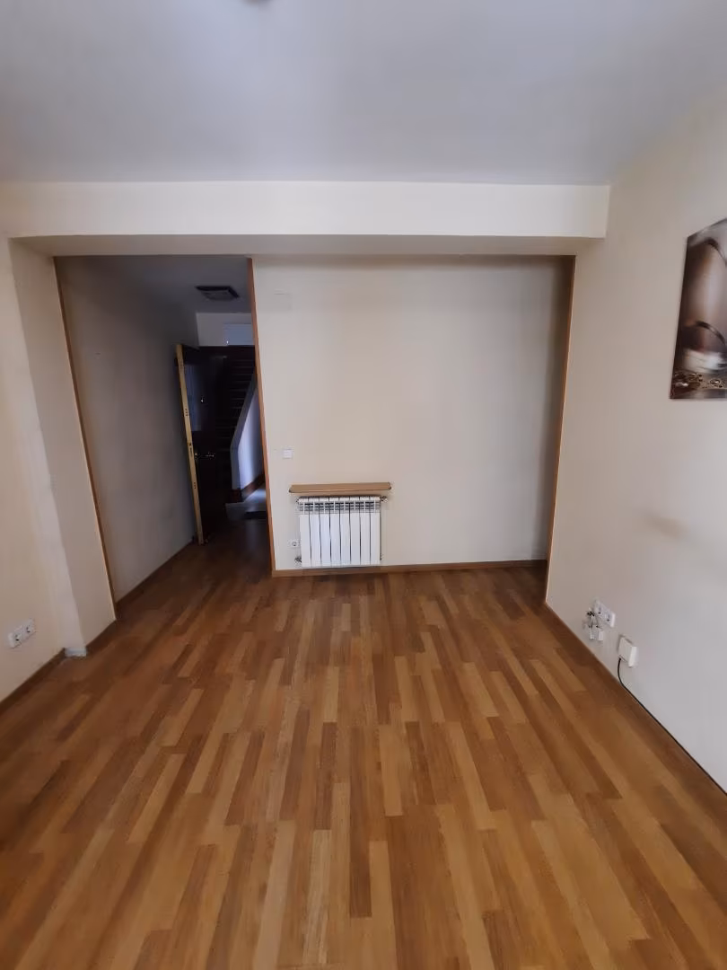 Piso en  Calle de San Restituto 8 - Foto 11