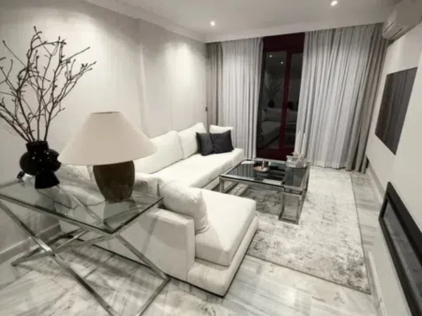 Piso en avenida Pablo Picasso, 1 - Foto 2