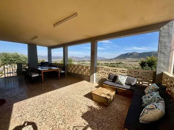 Casa rural en Plaza Poligono 1, 112 - Foto 2