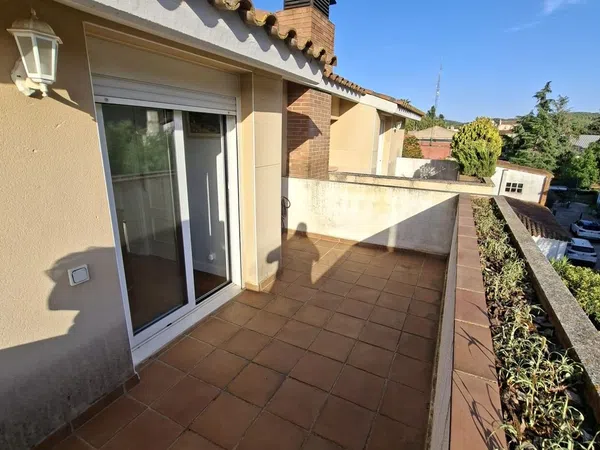 Chalet adosado en Begues - Foto 16