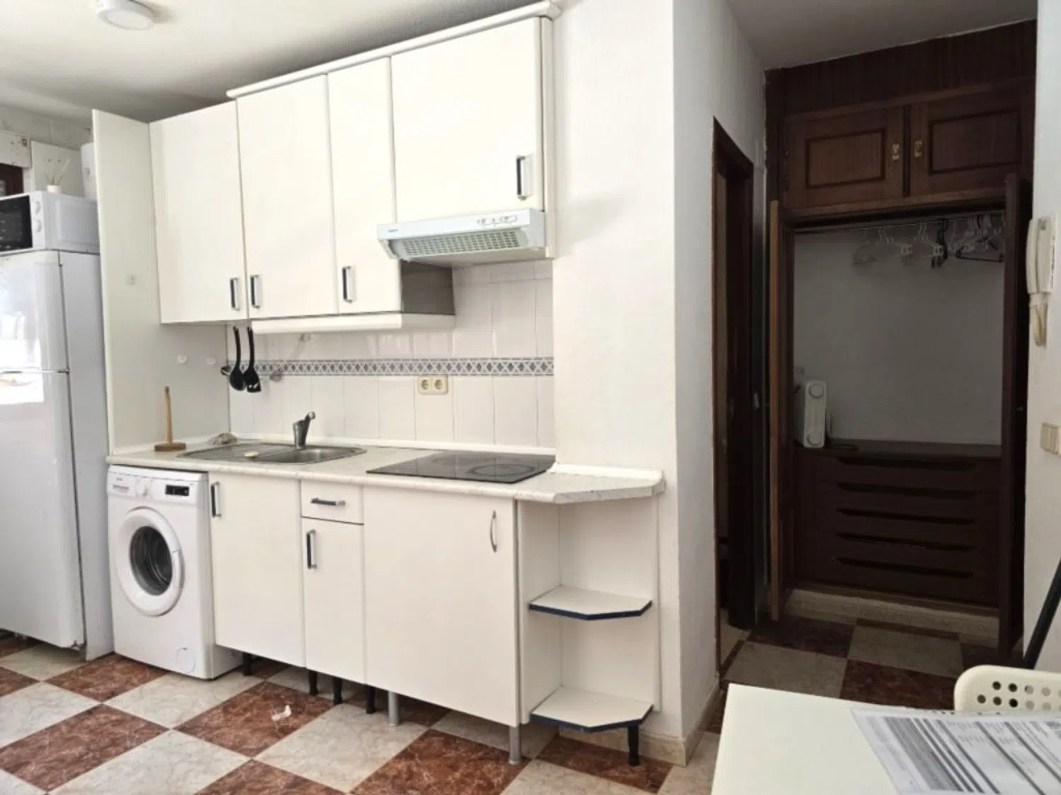 Estudio en calle de Román Alonso, 17 - Foto 4