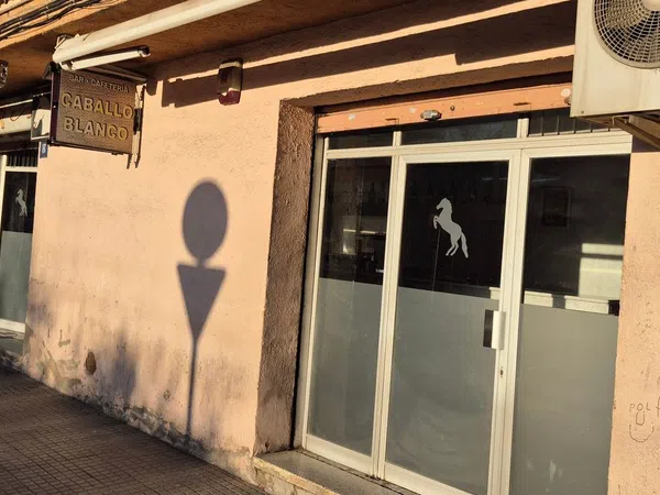 Bar en calle de Dom Bosco, 219 - Foto 1