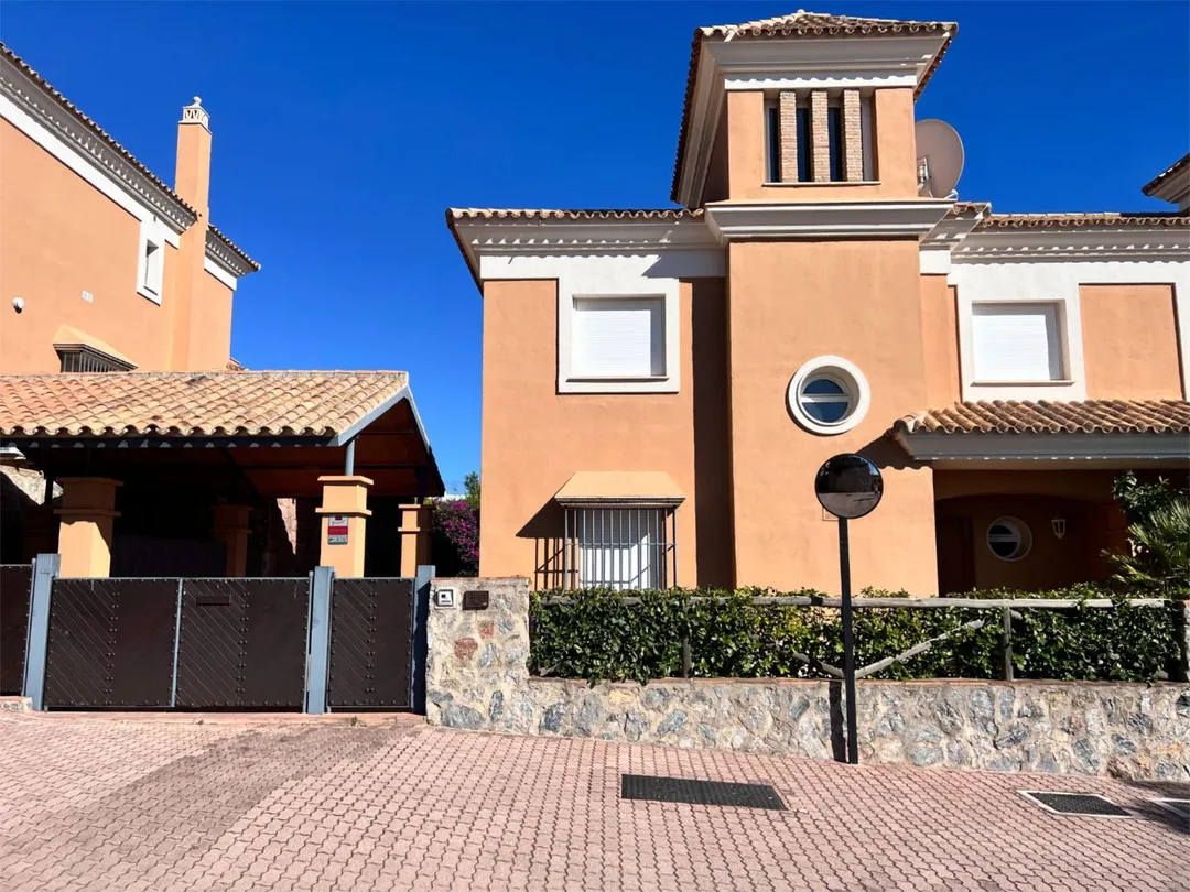 Piso en  Urbanizacion Santa Clara Golf 74 - Foto 1