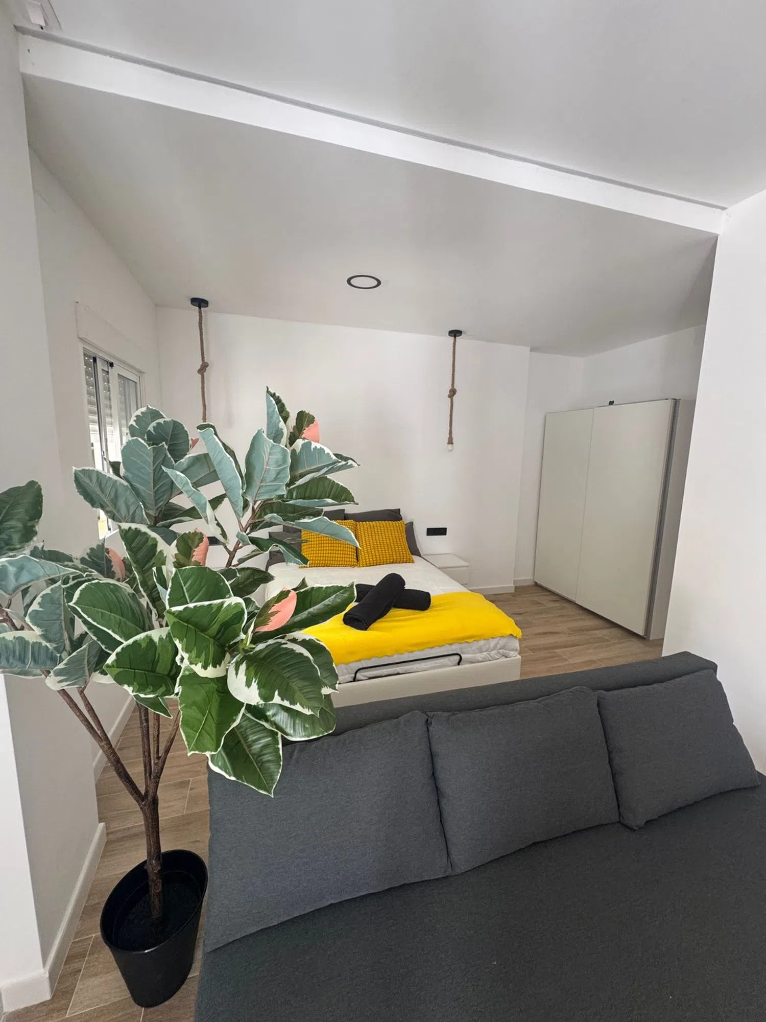 Estudio en Grupo los Millones, 6 - Foto 13