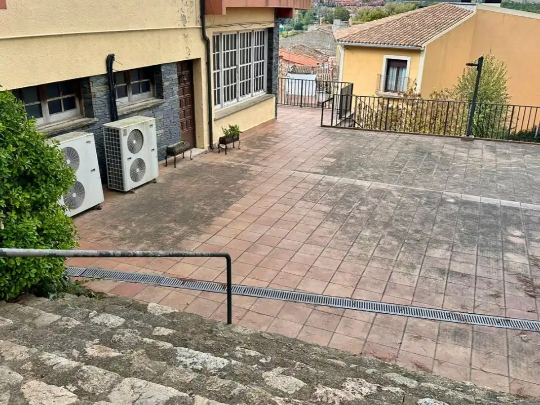 Local comercial en  Carrer Anselm Clavé 60 - Foto 8