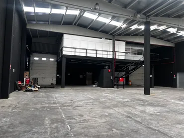 Nave Industrial en  Carrer de l'Ebre - Foto 1