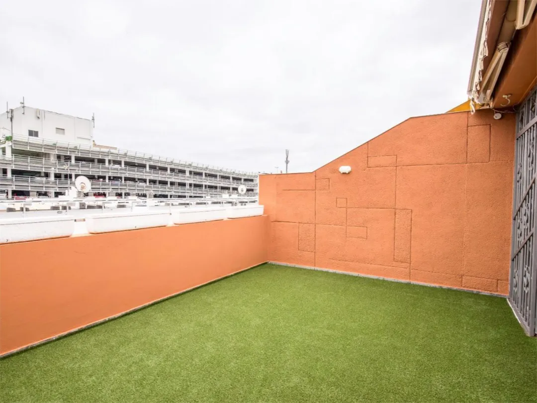 Ático en  Calle Francisco Gourié 57 - Foto 2