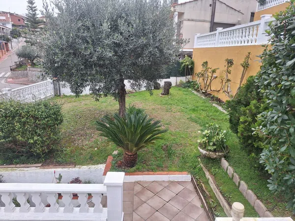 Casa independiente en calle d'Oceania, 93 - Foto 2