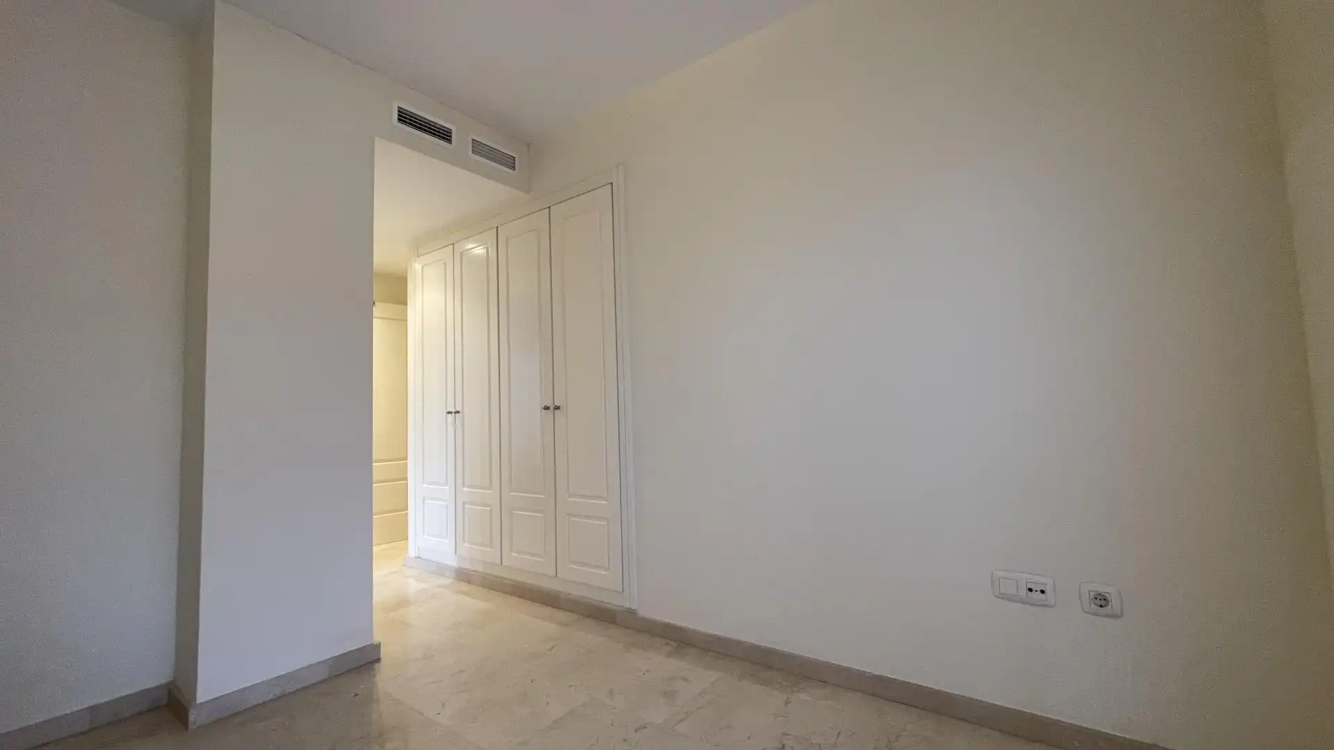 Piso en  Calle Viena 47 - Foto 11