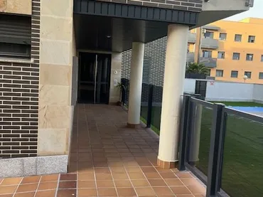 Piso en  Calle Javier de Montillana 31 - Foto 2