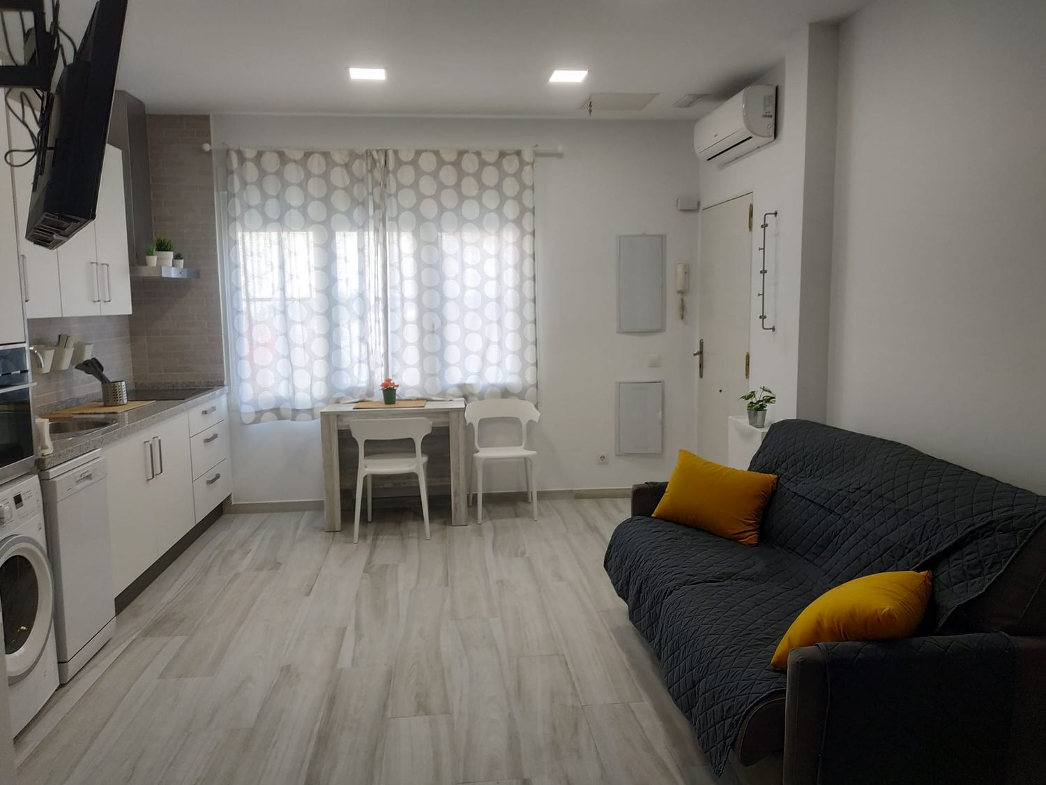 Estudio en Avenida Juan Sebastián Elcano, Pedregalejo - Morlaco - Foto 11