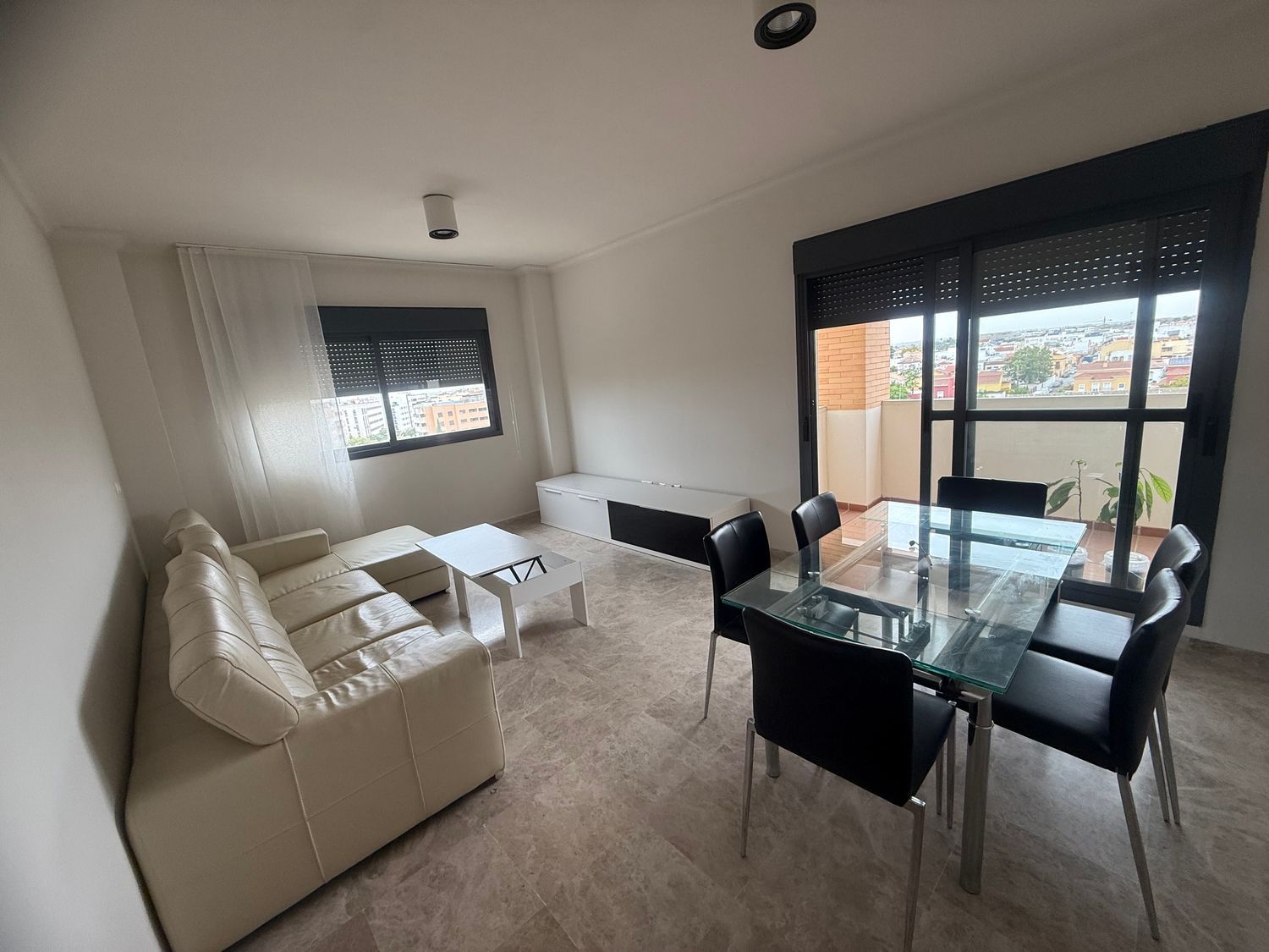 Piso en Avenida de la Filosofía, 29, Nuevo Bulevar, Nuevo Bulevar - Foto 2