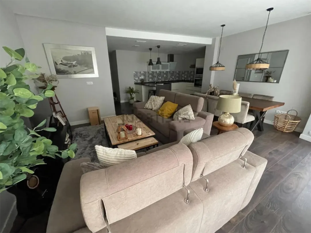 Piso en  Plaça de la Constitució 8 - Foto 1