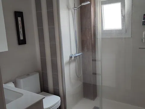 Piso en avenida Carlos V, 34 -42 - Foto 5