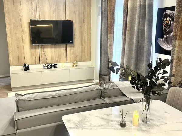 Piso en avenida Benito Perez Galdos, 64 - Foto 5