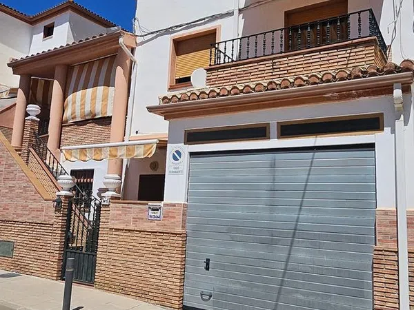 Chalet adosado en Calle Federico Garcia Lorca, 15 - Foto 1