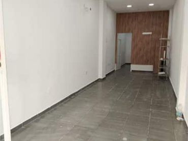 Local comercial en Cruz de Humilladero - Foto 1