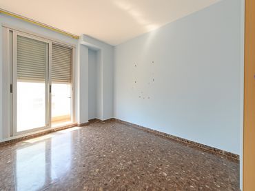 Piso en  Carrer Pintor Sorolla 18 - Foto 13