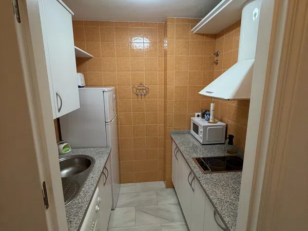 Alquiler de piso en Ronda de los Tejares, 34 - Foto 2