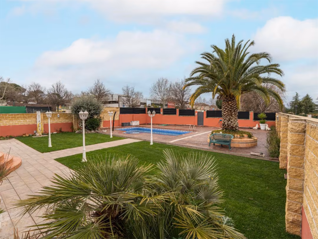 Chalet en  Avenida de las Castañeras 28 - Foto 9