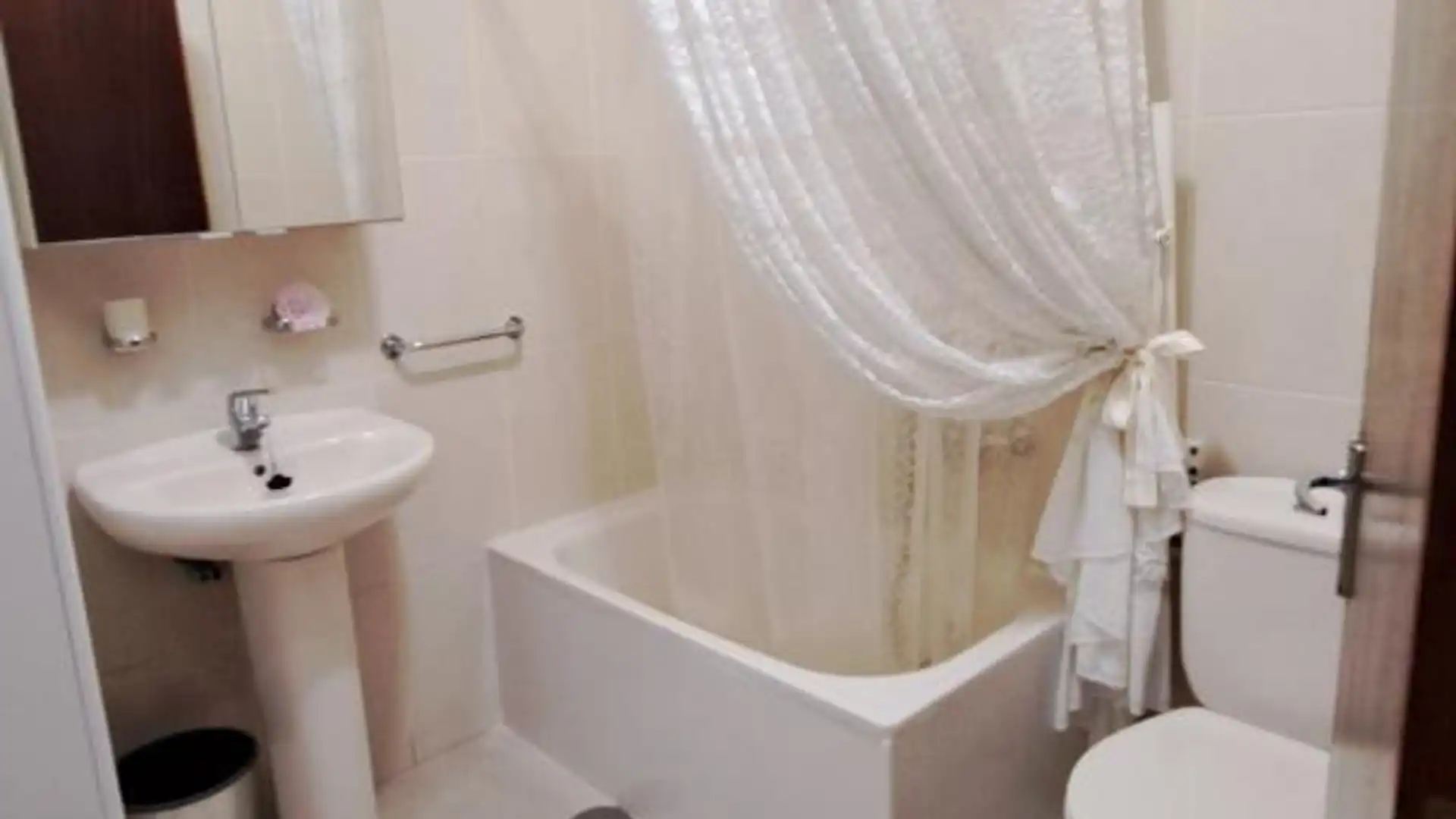 Piso en  Calle de Robayna 15 - Foto 13