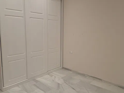 Piso en calle de los Reyes Católicos, 2 - Foto 8