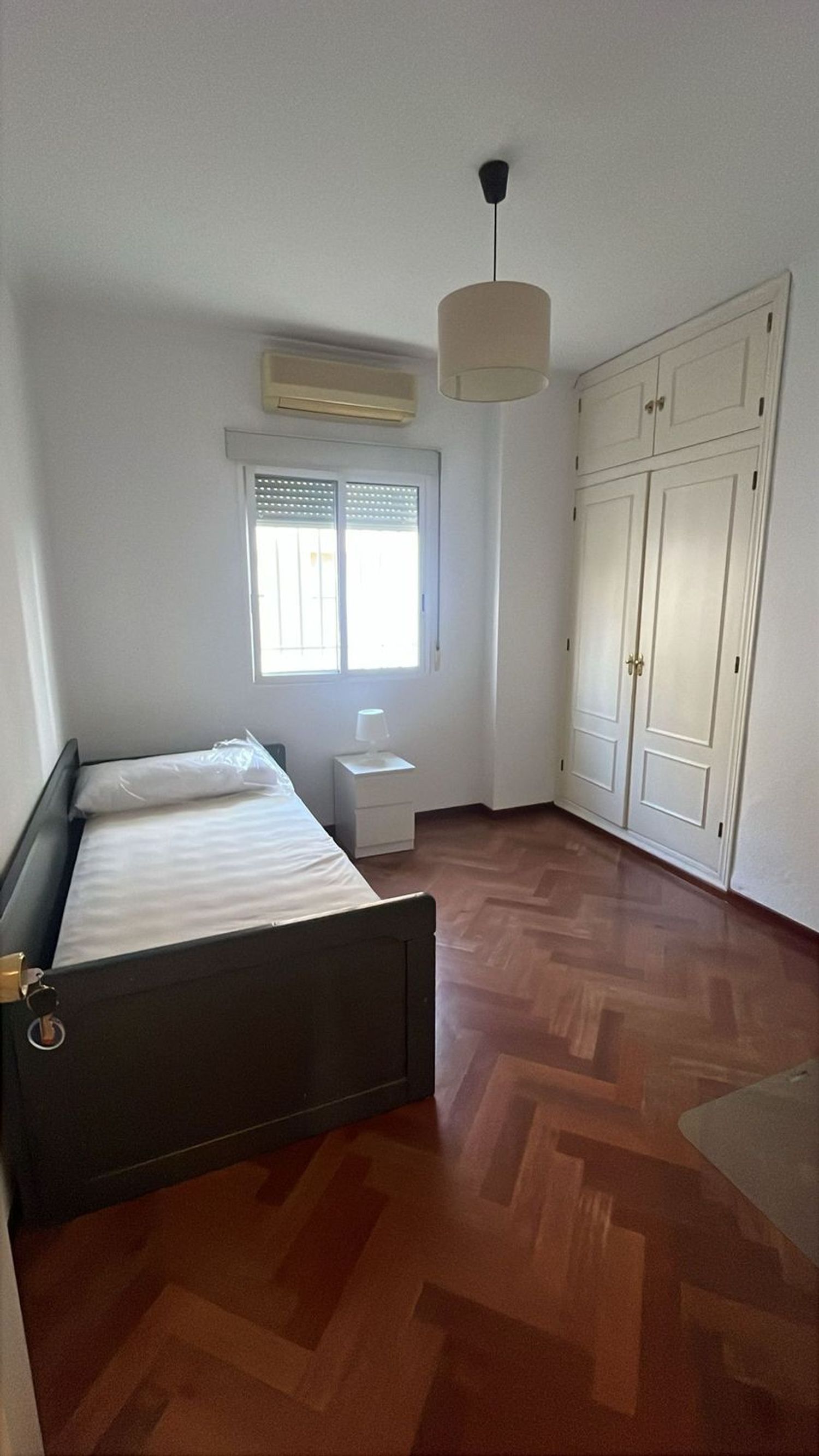 Piso en calle Castillo de Alcala de Guadaira, 20 - Foto 2