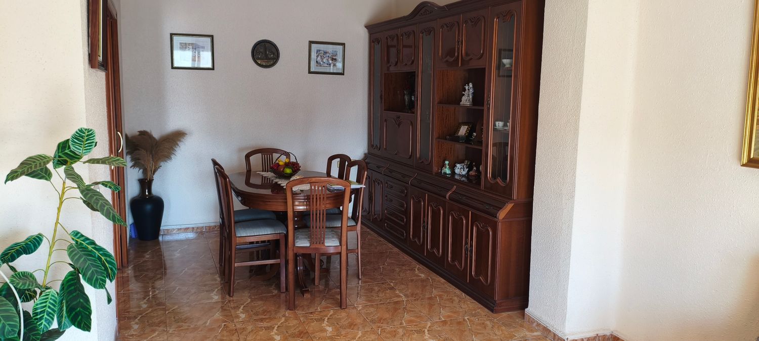 Piso en Calle del Poeta Llorente, 92 - Foto 5