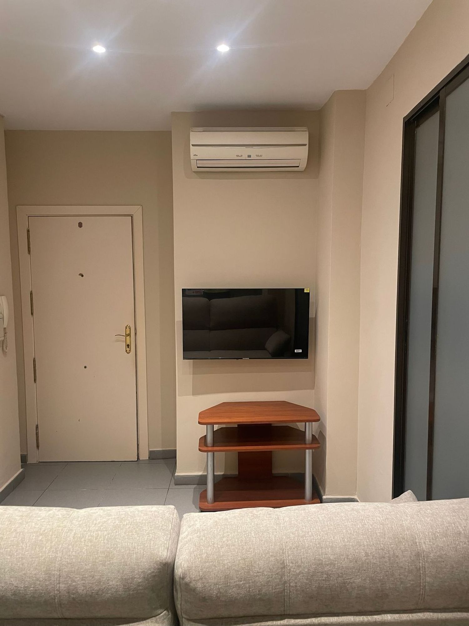 Piso en Calle San Jacinto, 20, Carrera de la Virgen - Paseo del Salón - Foto 2