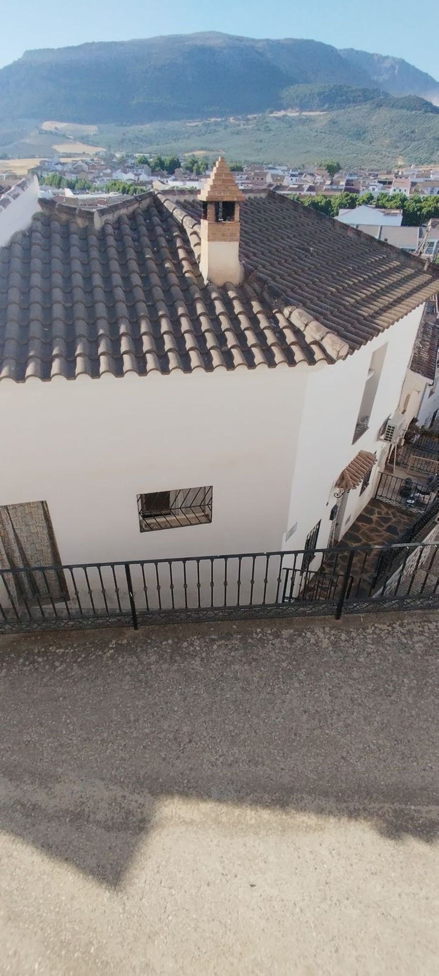 Casa de pueblo en Calle Granada, 12 - Foto 2
