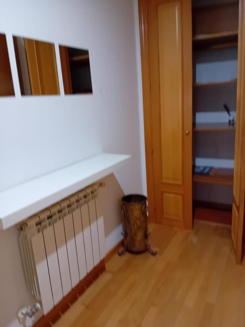 Piso en  Avenida de la Ilustración 81 - Foto 2