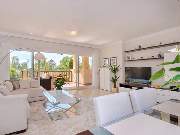 Piso en calle Pico Alcazaba, 15 - Foto 2