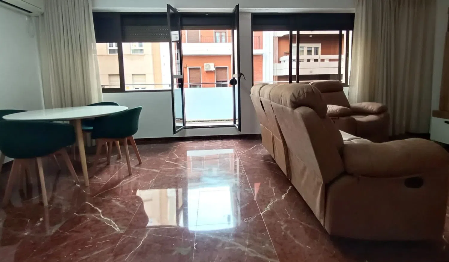 Piso en calle Alcaide Sanz Noguer, 9 - Foto 2