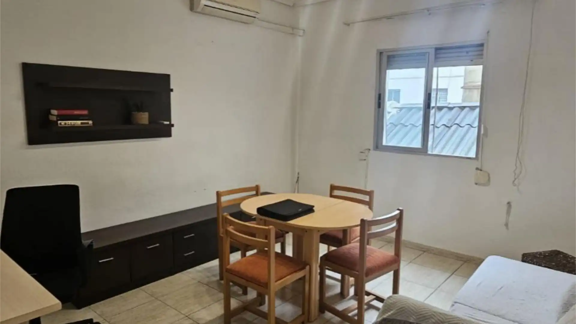 Piso en  Carrer de Cieza 6 - Foto 1