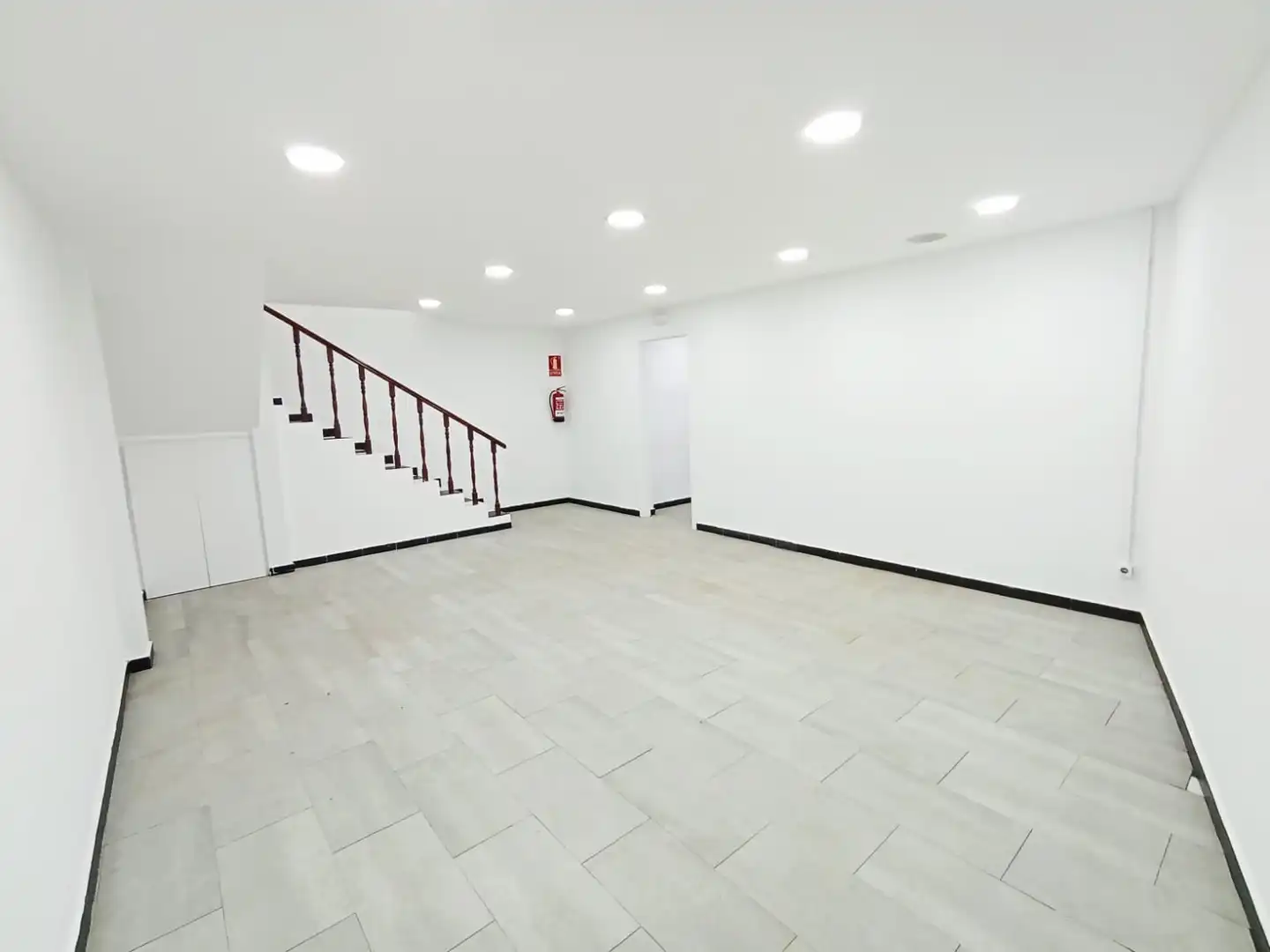 Local comercial en  Transversal 243 - Foto 7