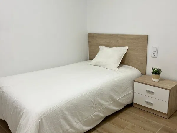 Piso en Gran Vía de Tàrrega Monteblanco, 36, Zona Ensanche-Parque oeste - Foto 2